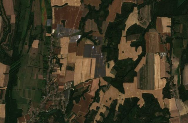 Satellite view near Bak