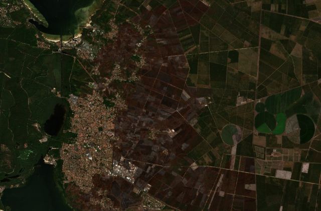 Satellite view near Biscarrosse