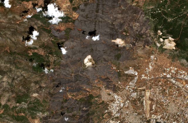 Satellite view near Mándra